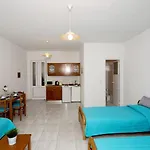 Maria & Apartament Kremastí