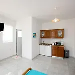 Apartament Maria & *