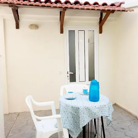 Maria & * Kremasztí