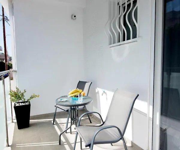 Maria Studios&apartments *