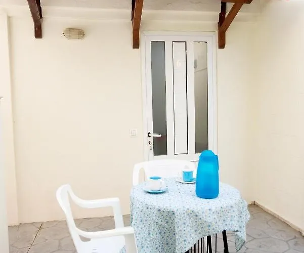 Maria Studios&apartments * Kremastí