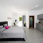 Apartment Maria & Kremastí